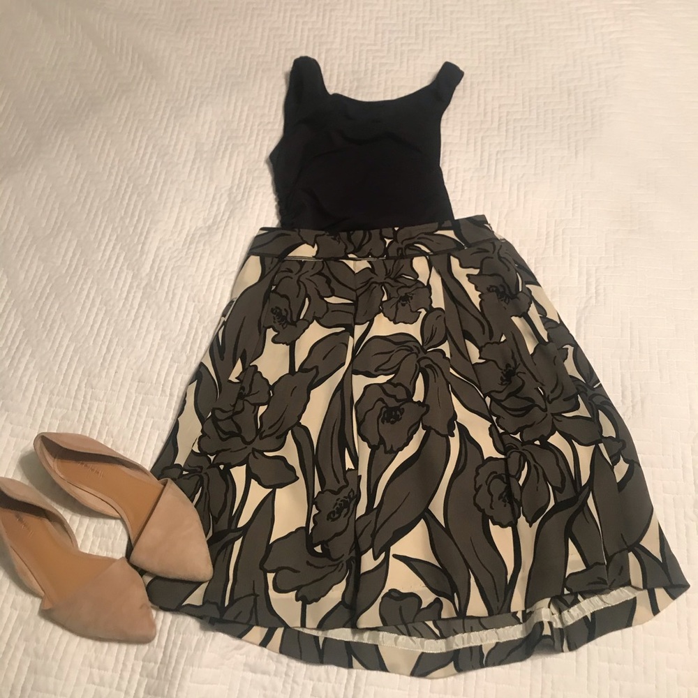 Army green floral BCBG silk skirt